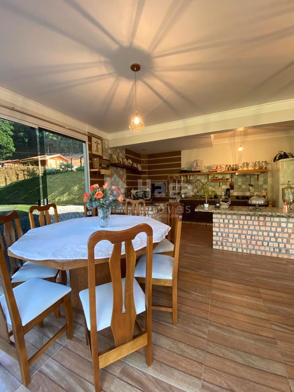 Casa de 240 m² em Nova Trento, SC