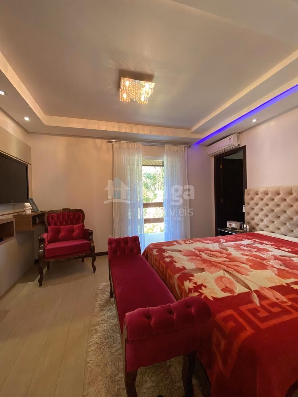 Casa de 240 m² em Nova Trento, SC