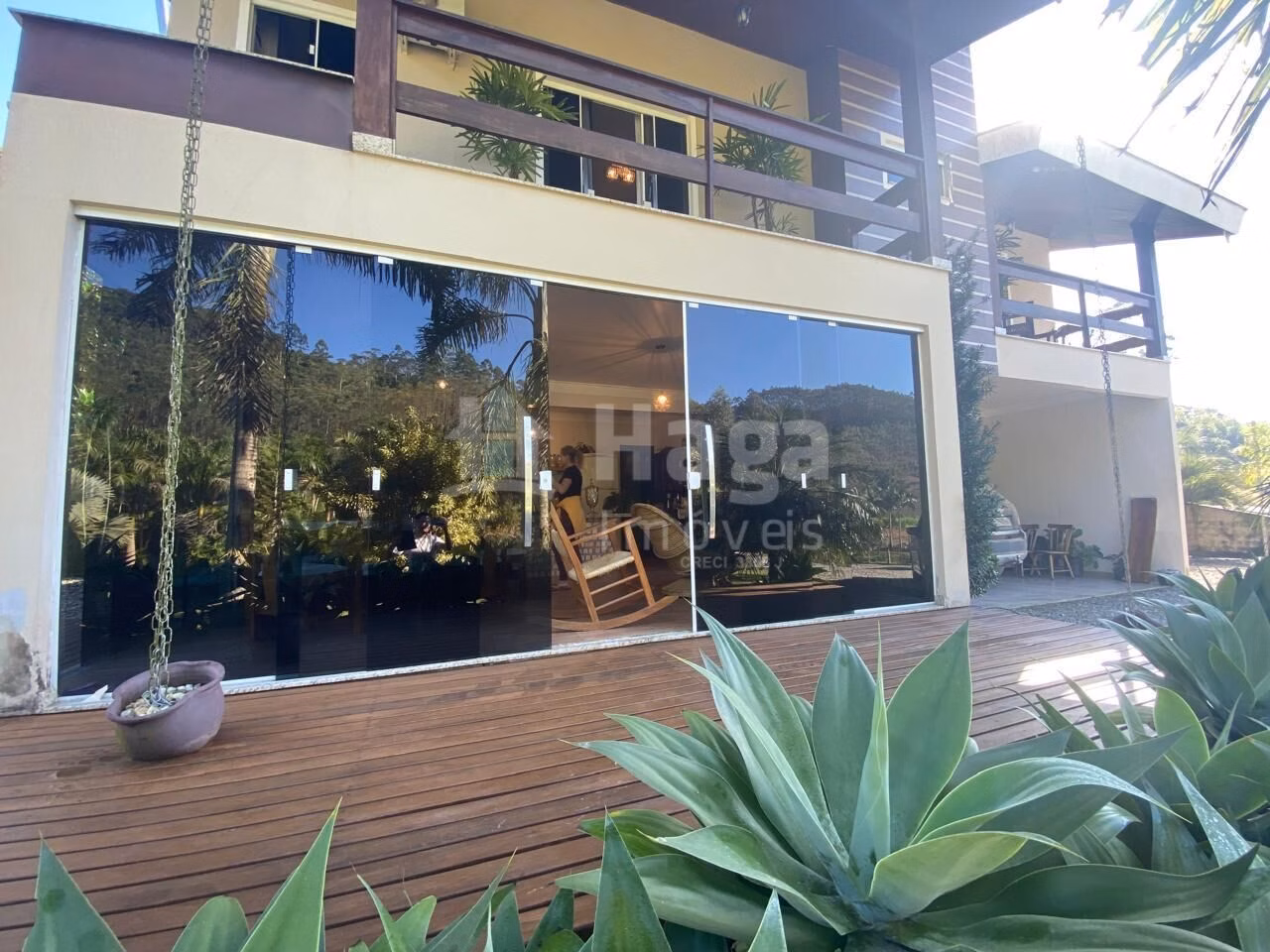 Casa de 240 m² em Nova Trento, SC