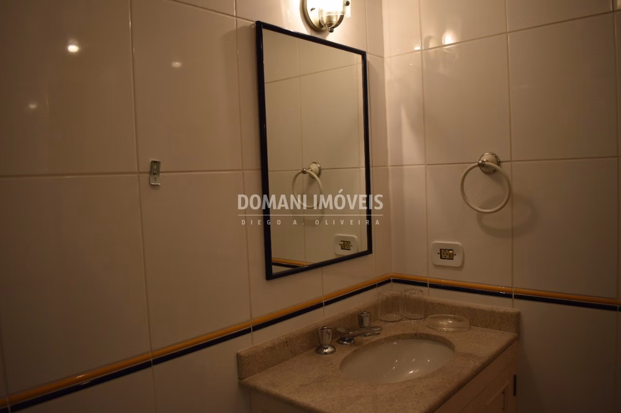Casa de 1.015 m² em Campos do Jordão, SP