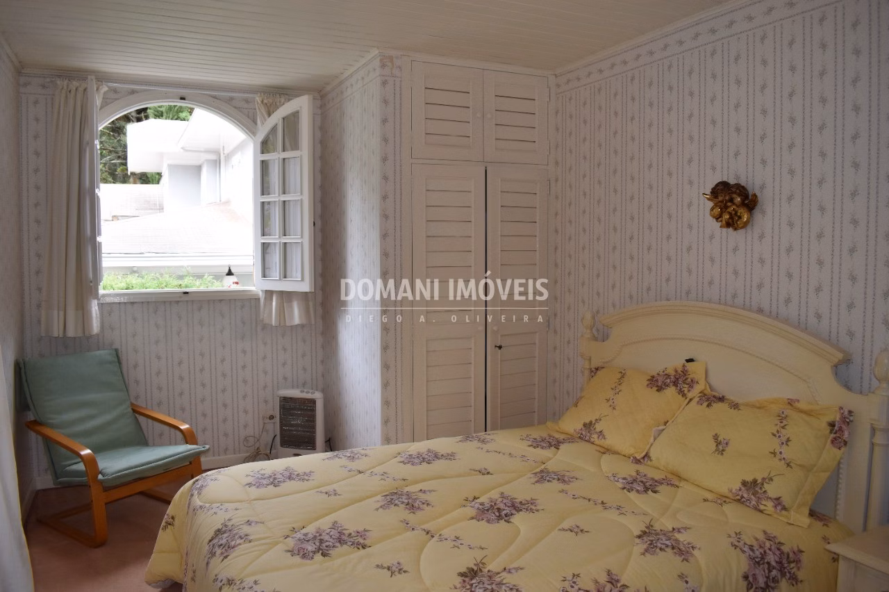 Casa de 1.015 m² em Campos do Jordão, SP