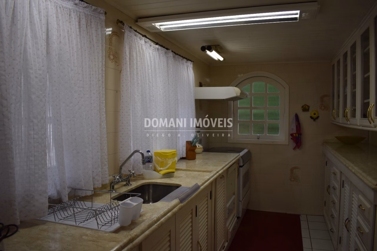 Casa de 1.015 m² em Campos do Jordão, SP