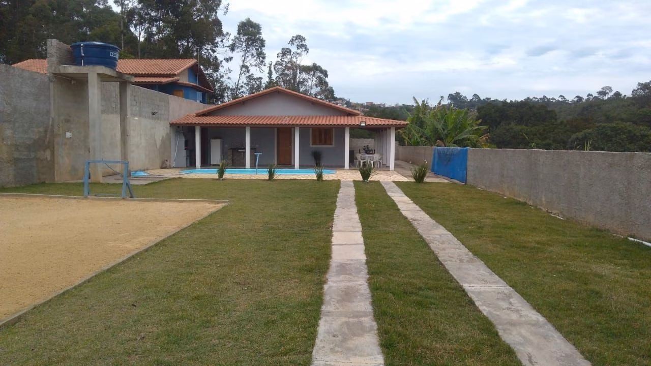 Chácara de 700 m² em Mairinque, SP