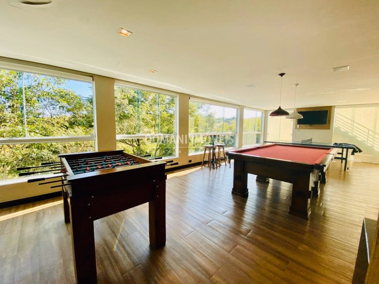 Casa de 720 m² em São José dos Campos, SP