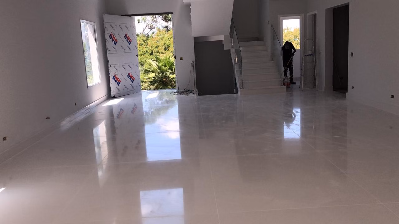 Casa de 570 m² em Santana de Parnaíba, SP