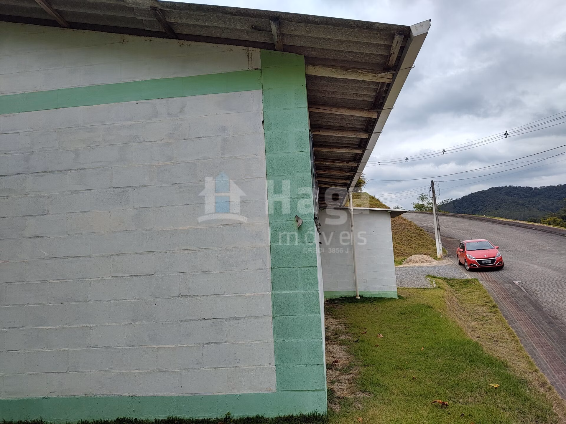 Comercial de 788 m² em Guabiruba, SC