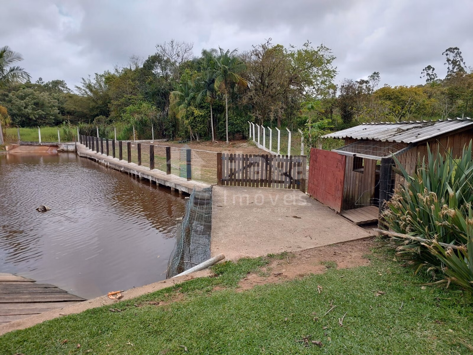 Chácara de 1 ha em Balneário Piçarras, SC
