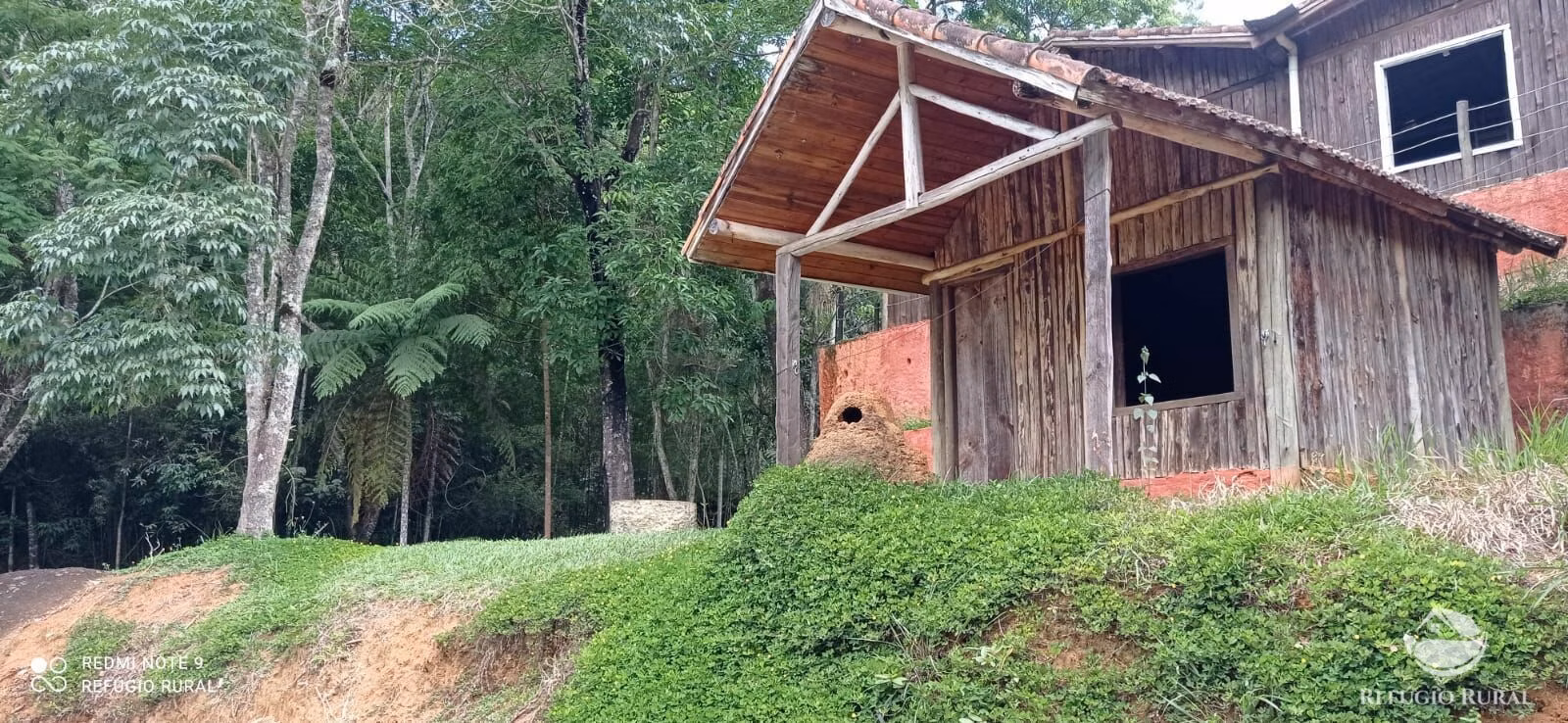 Small farm of 5 acres in São José dos Campos, SP, Brazil