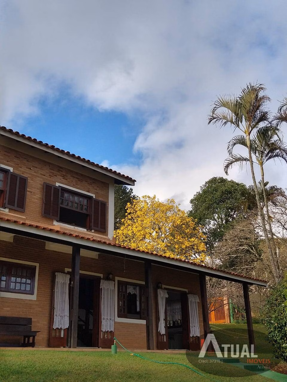 Casa de 1.382 m² em Piracaia, SP
