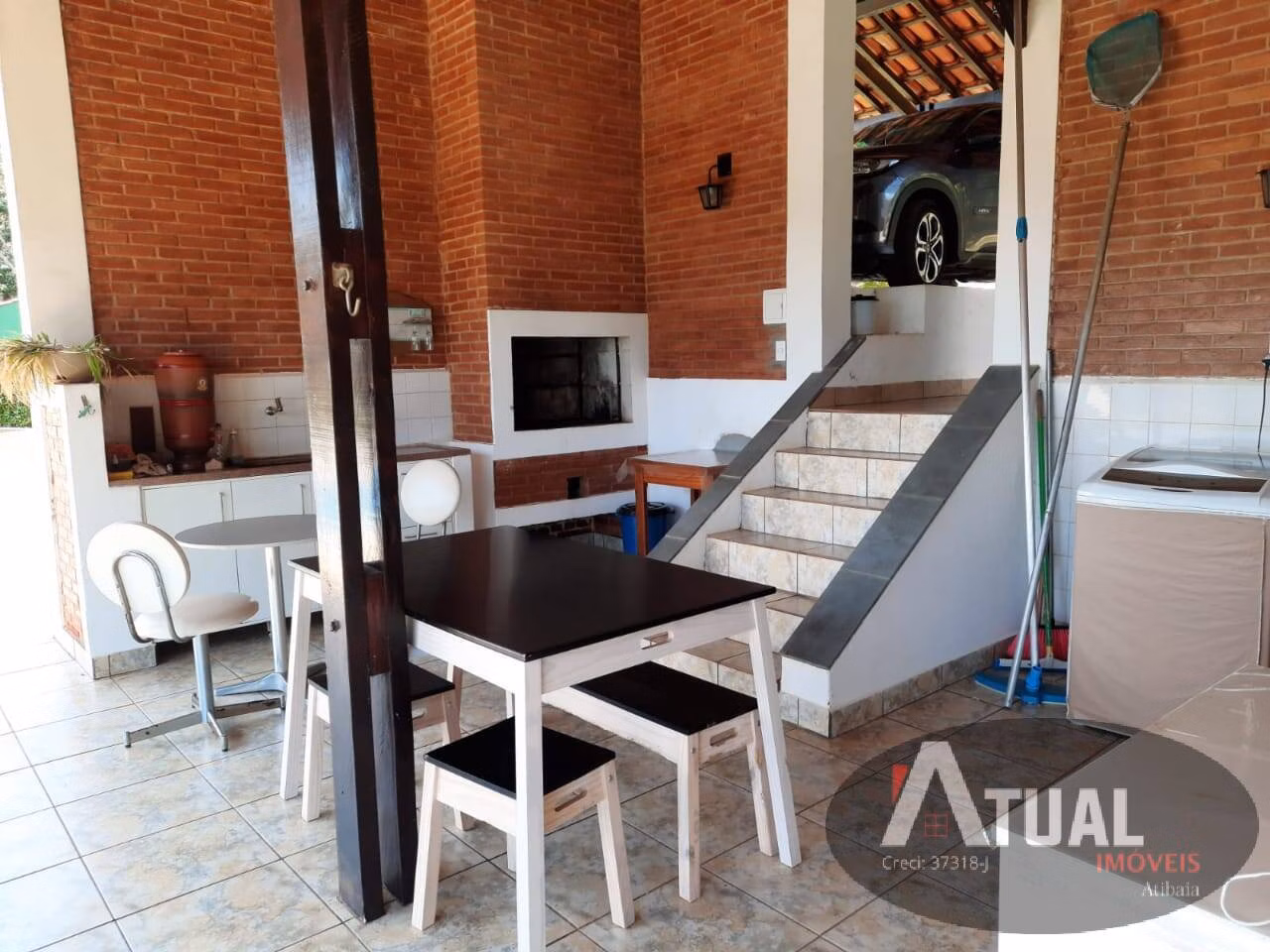 Casa de 1.382 m² em Piracaia, SP