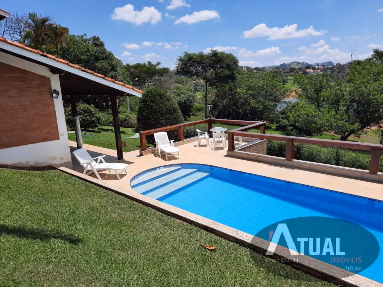 Casa de 1.382 m² em Piracaia, SP