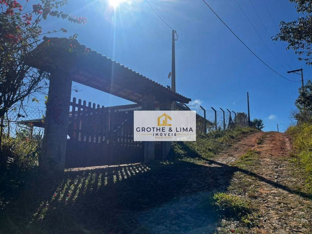 Chácara de 3.200 m² em Santa Branca, SP