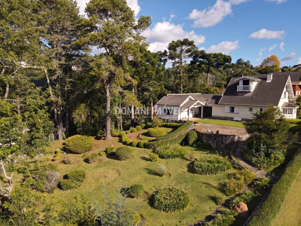 House of 2,740 m² in Campos do Jordão, SP, Brazil