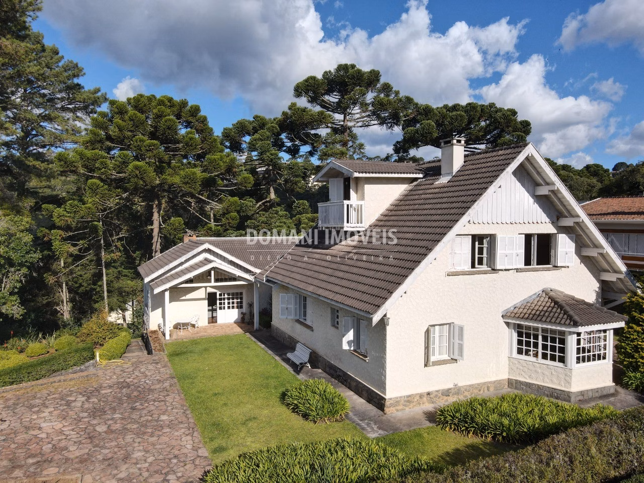House of 2,740 m² in Campos do Jordão, SP, Brazil