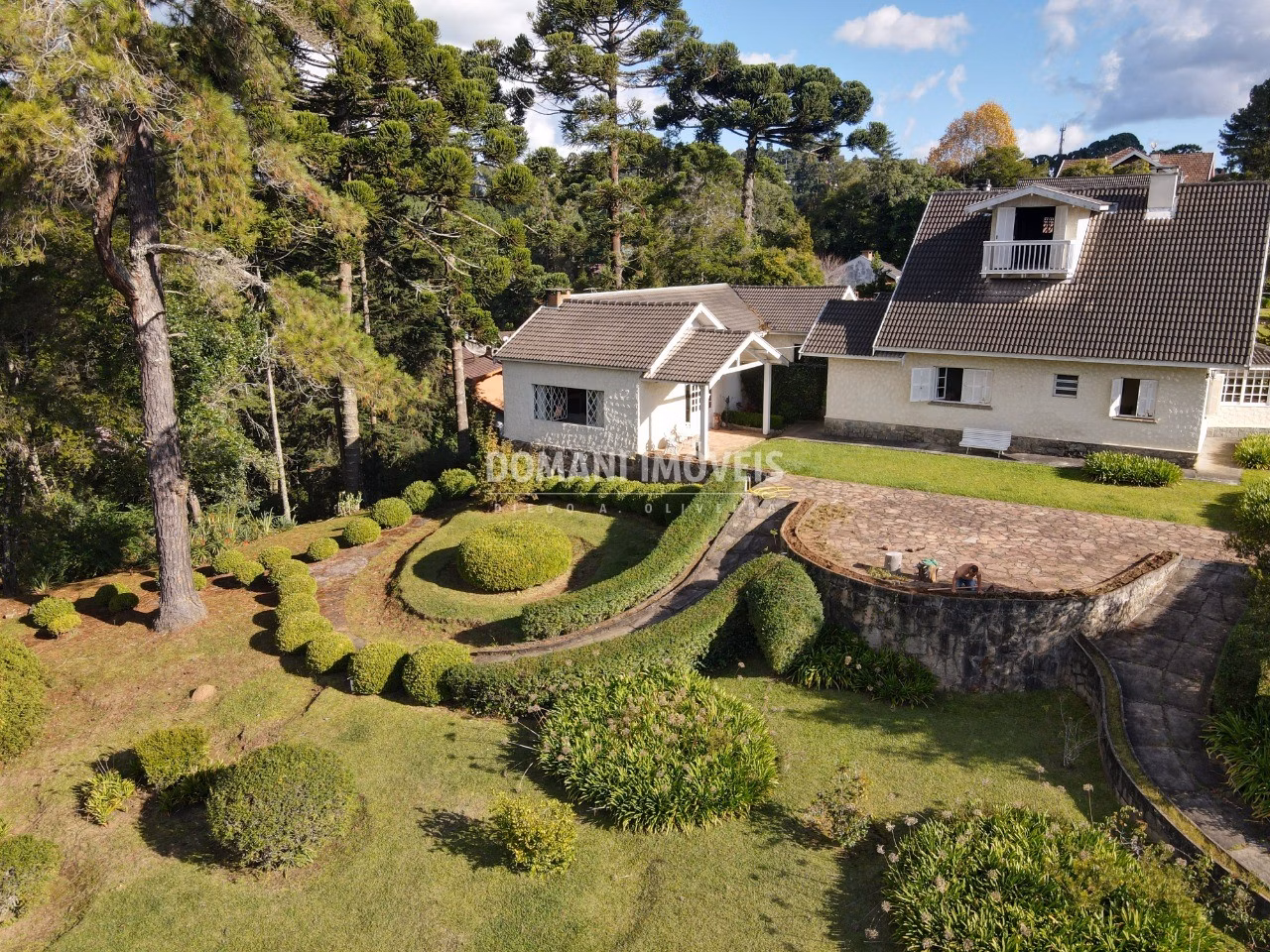 House of 2,740 m² in Campos do Jordão, SP, Brazil