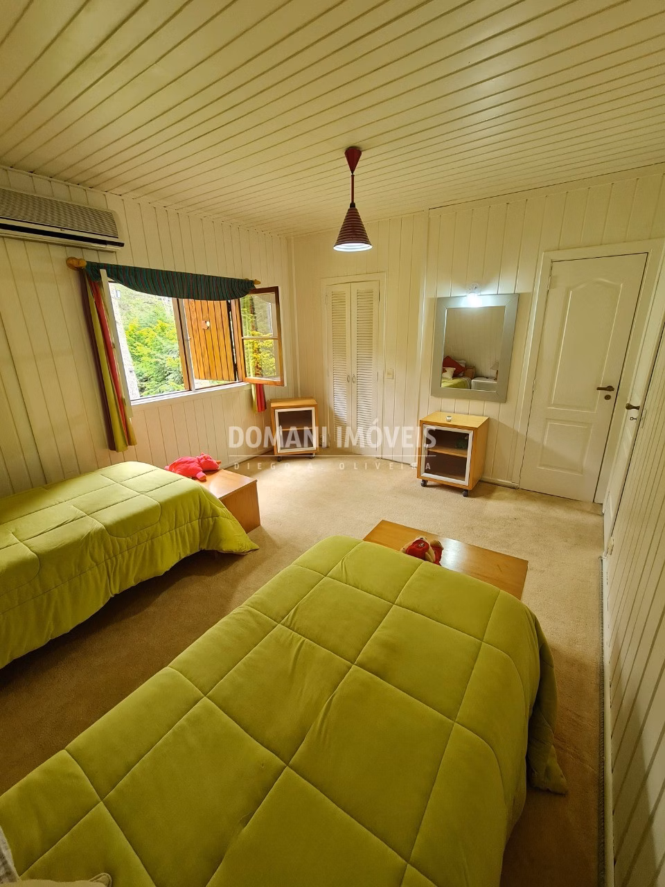 Casa de 5.310 m² em Campos do Jordão, SP