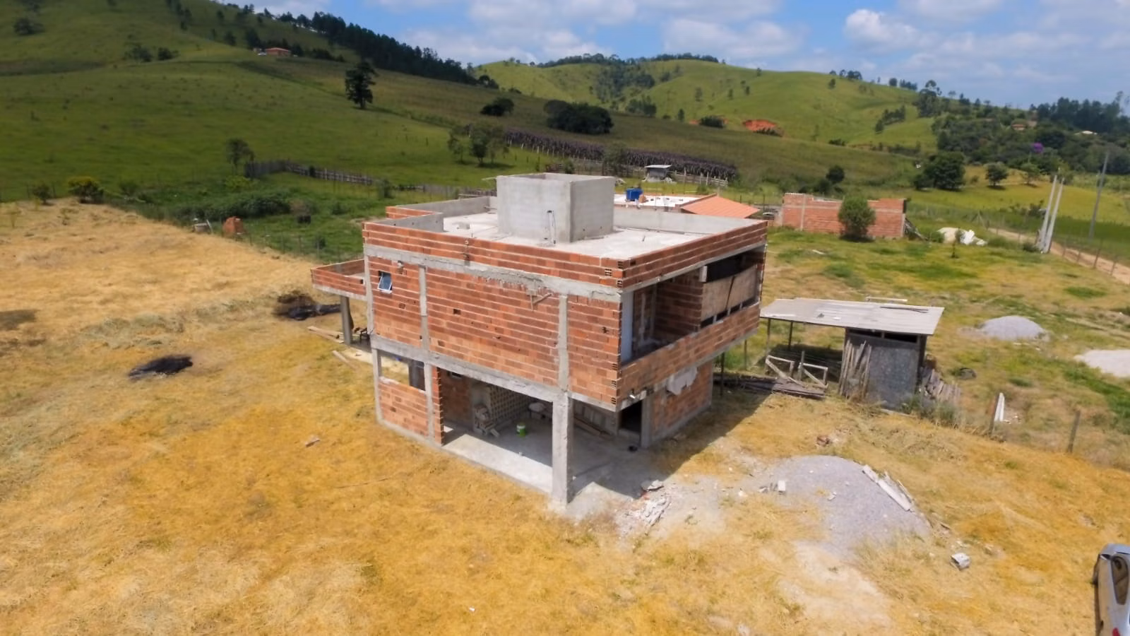 Chácara de 2.000 m² em Jambeiro, SP