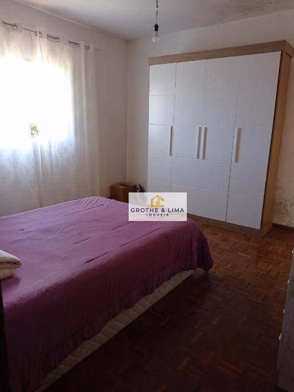 Chácara de 1.500 m² em Paraibuna, SP