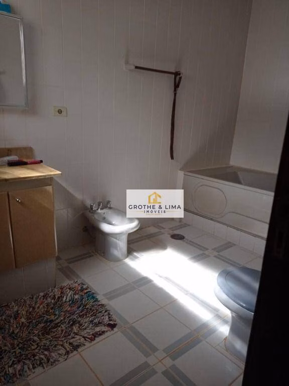 Chácara de 1.500 m² em Paraibuna, SP