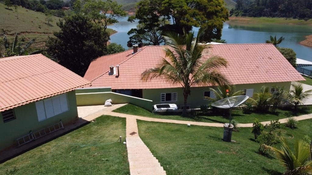 Small farm of 14 acres in São José dos Campos, SP, Brazil