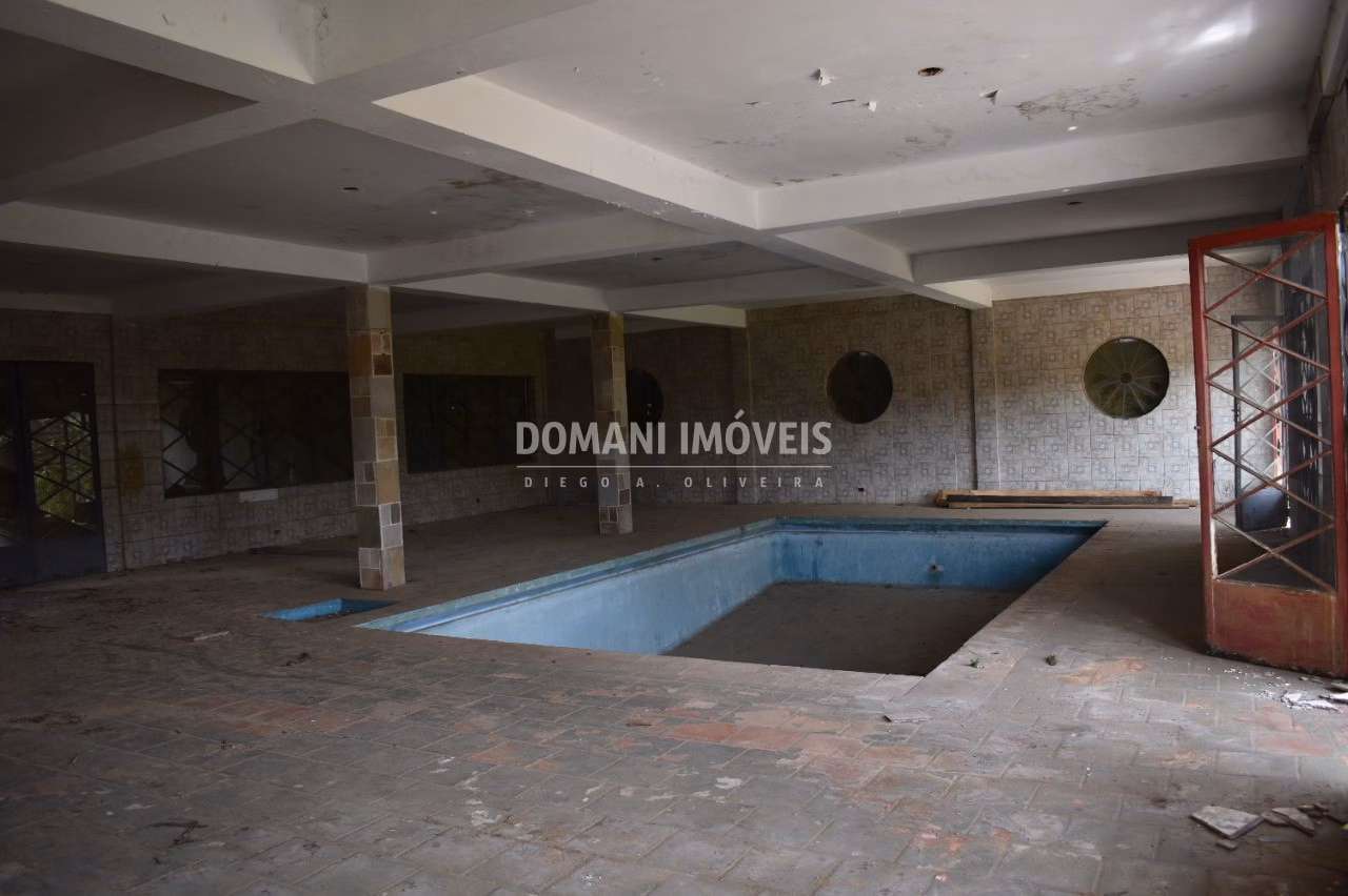 Comercial de 4.560 m² em Campos do Jordão, SP