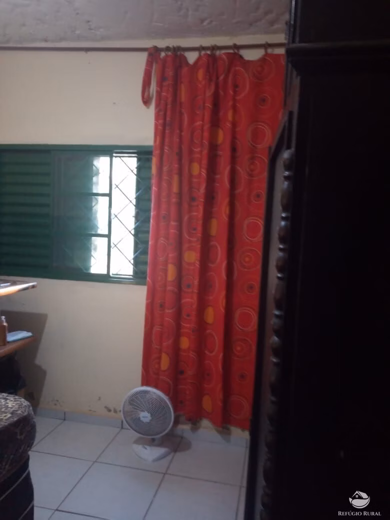 Chácara de 1.700 m² em Mococa, SP