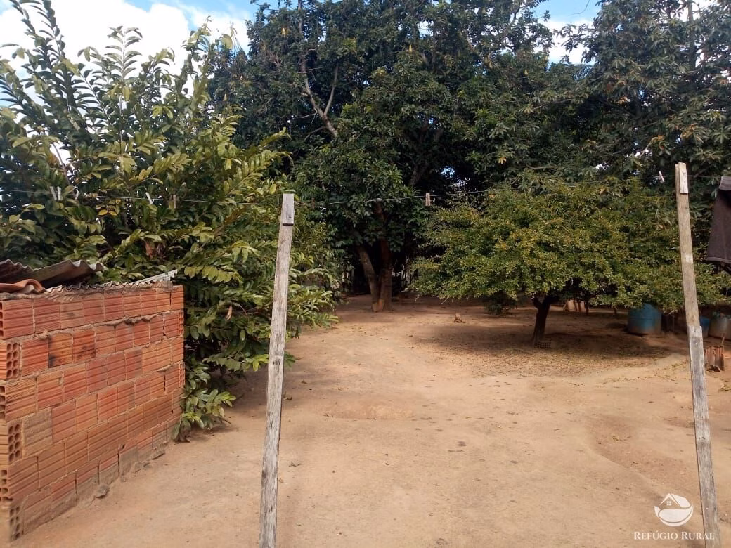 Chácara de 1.700 m² em Mococa, SP