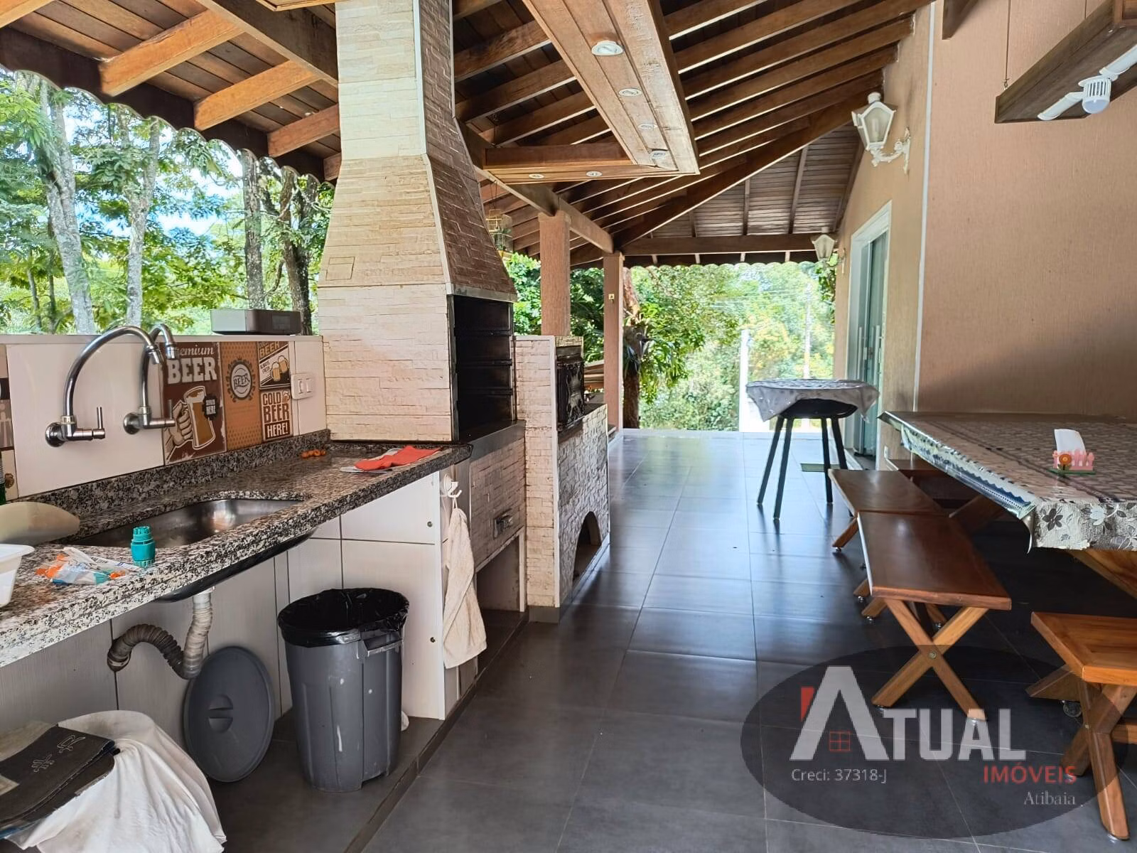 Casa de 500 m² em Mairiporã, SP