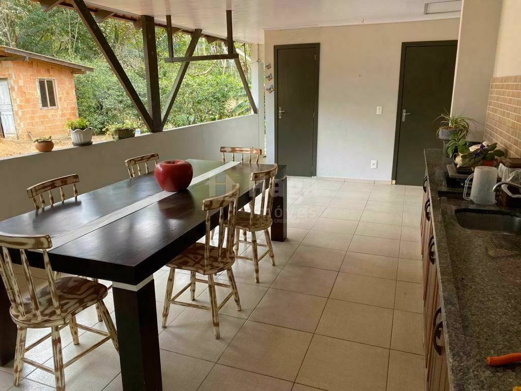 Fazenda de 1.500 m² em Nova Trento, SC