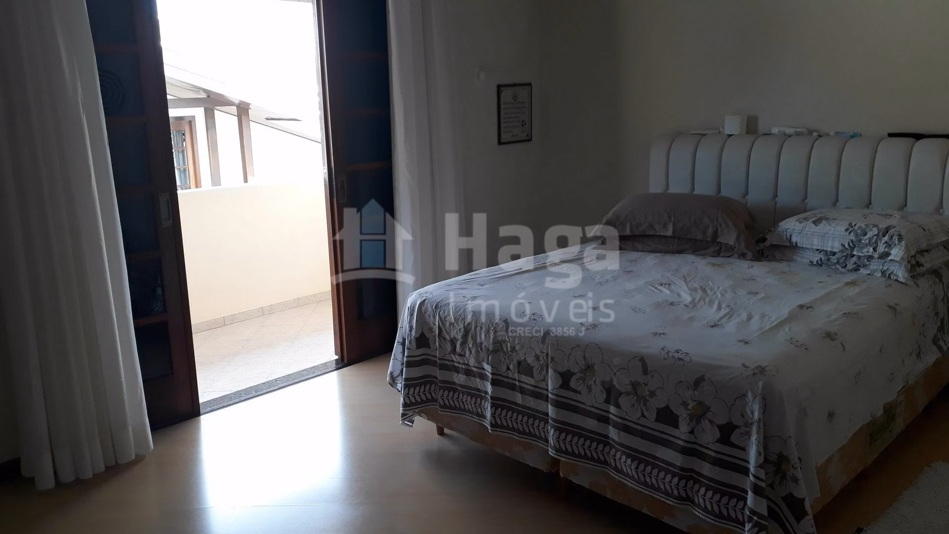 Casa de 600 m² em Brusque, SC