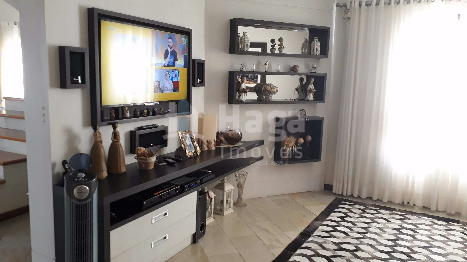 Casa de 600 m² em Brusque, SC