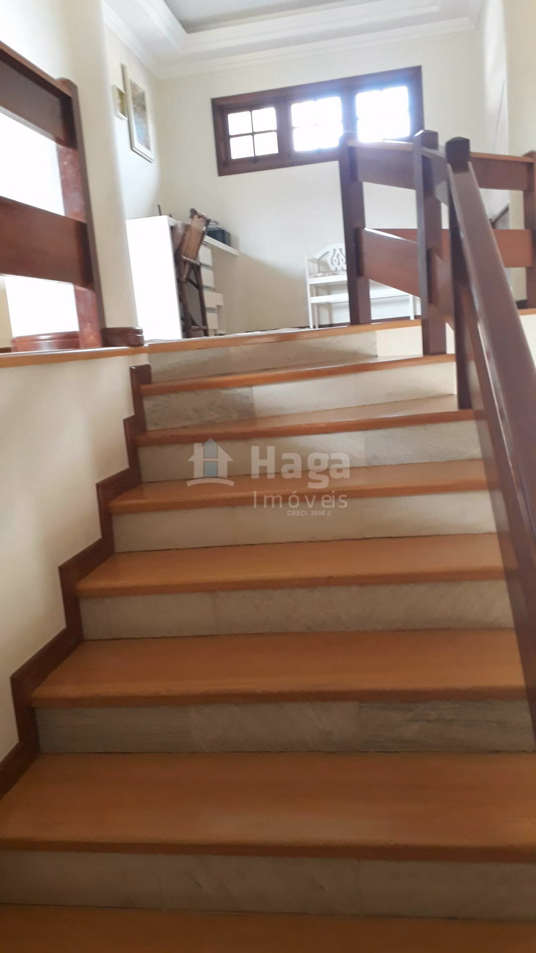 Casa de 600 m² em Brusque, SC