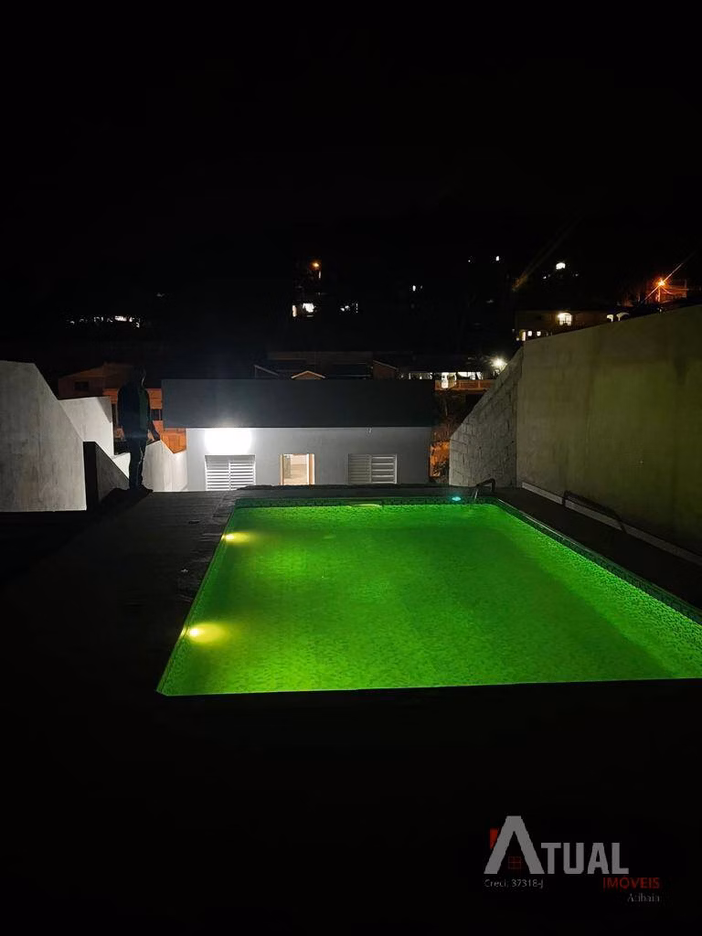 Casa de 431 m² em Mairiporã, SP