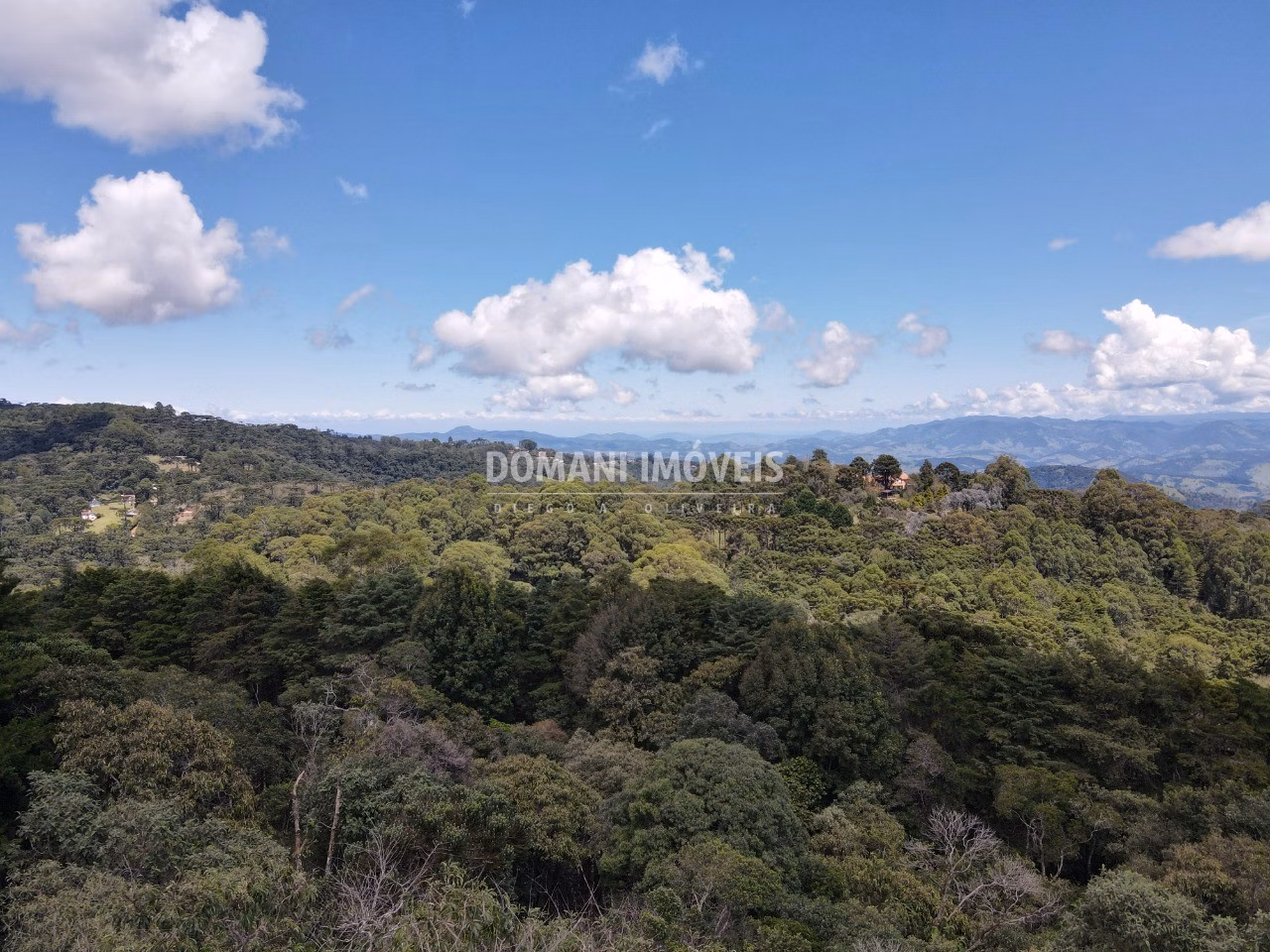 Plot of 2.270 m² in Campos do Jordão, SP, Brazil