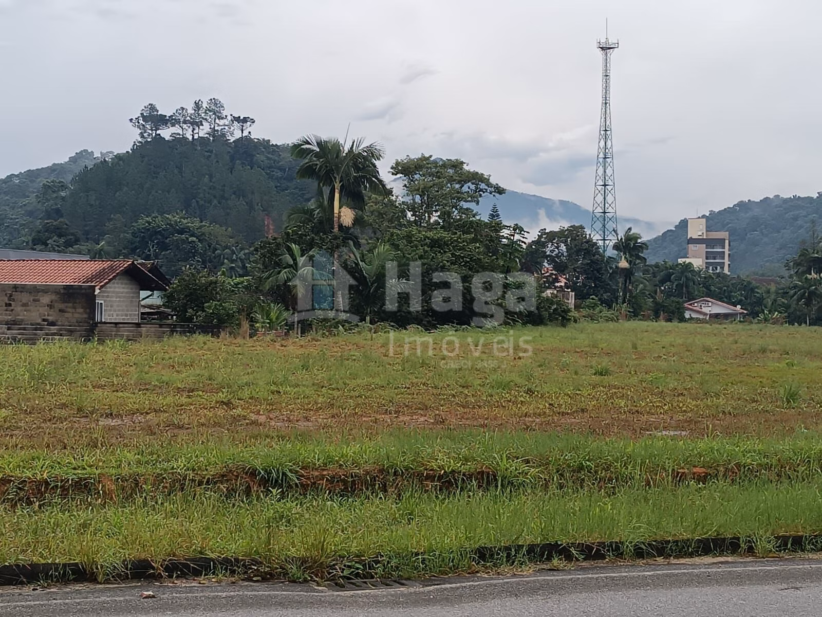 Terreno de 6.600 m² em Guabiruba, SC