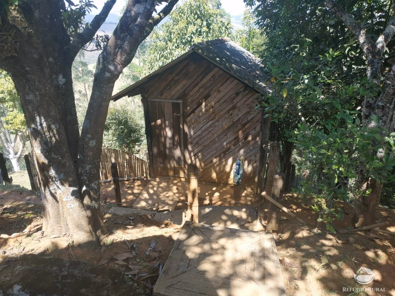 Sítio de 4 ha em São José dos Campos, SP