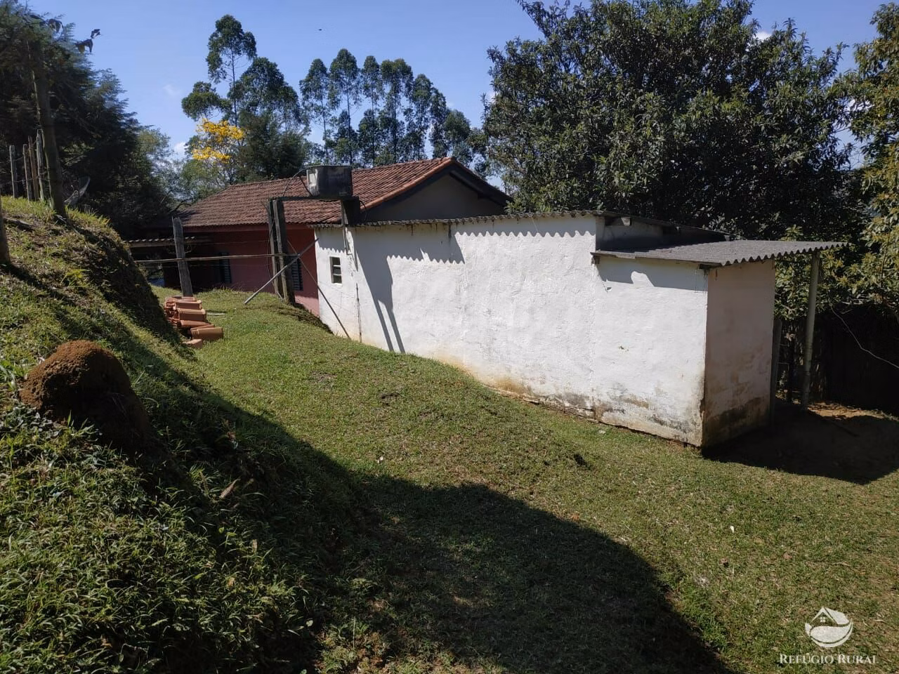 Sítio de 4 ha em São José dos Campos, SP