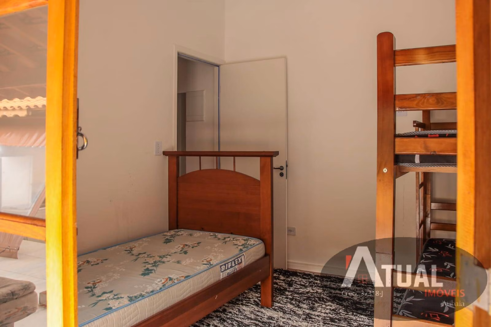 Casa de 6.950 m² em Mairiporã, SP