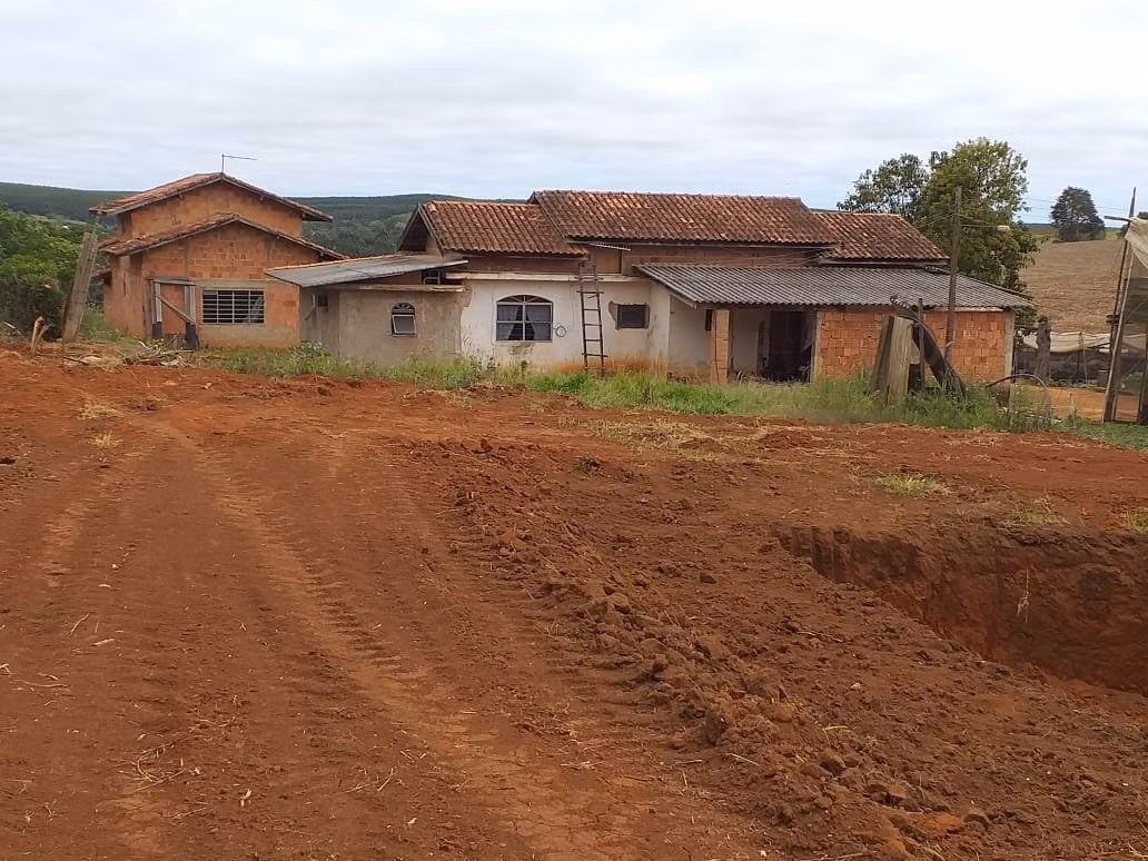 Sítio de 13 ha em São Miguel Arcanjo, SP