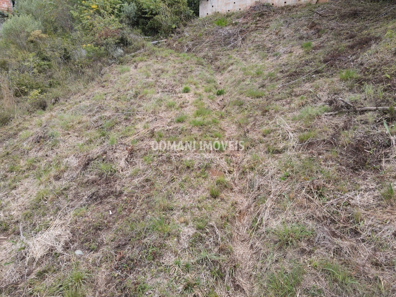 Terreno de 330 m² em Campos do Jordão, SP