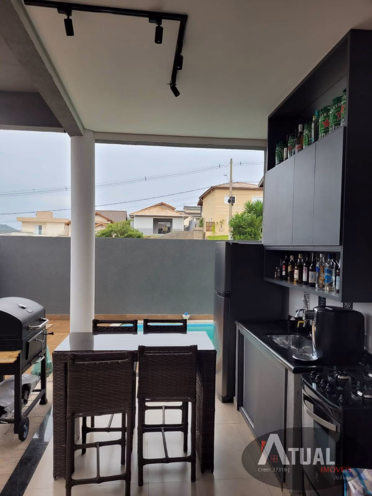 Casa de 300 m² em Atibaia, SP