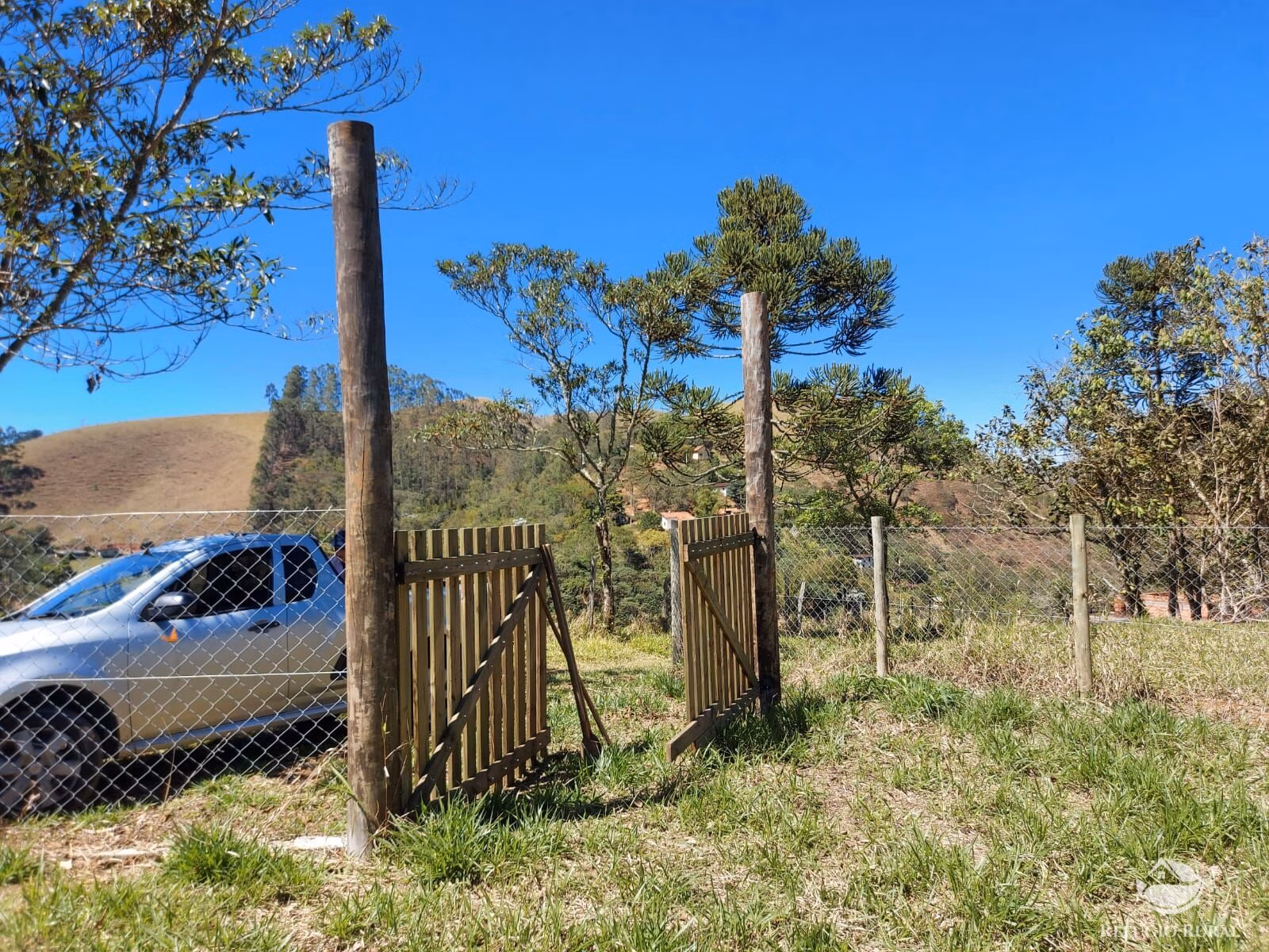 Terreno de 800 m² em Monteiro Lobato, SP