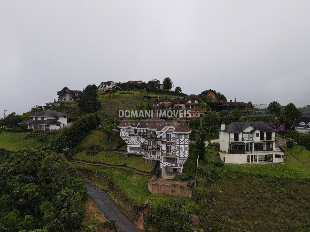 House of 1,200 m² in Campos do Jordão, SP, Brazil