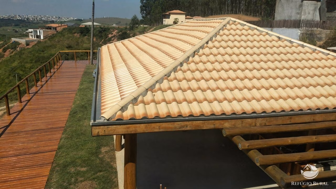 Chácara de 2.000 m² em São José dos Campos, SP