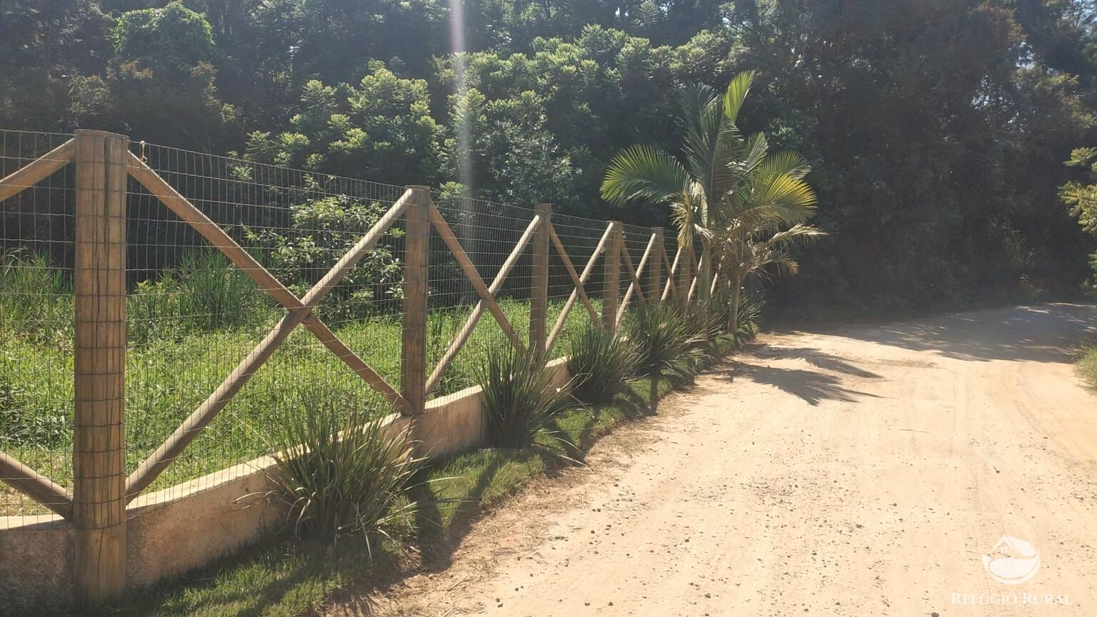 Chácara de 2.000 m² em São José dos Campos, SP
