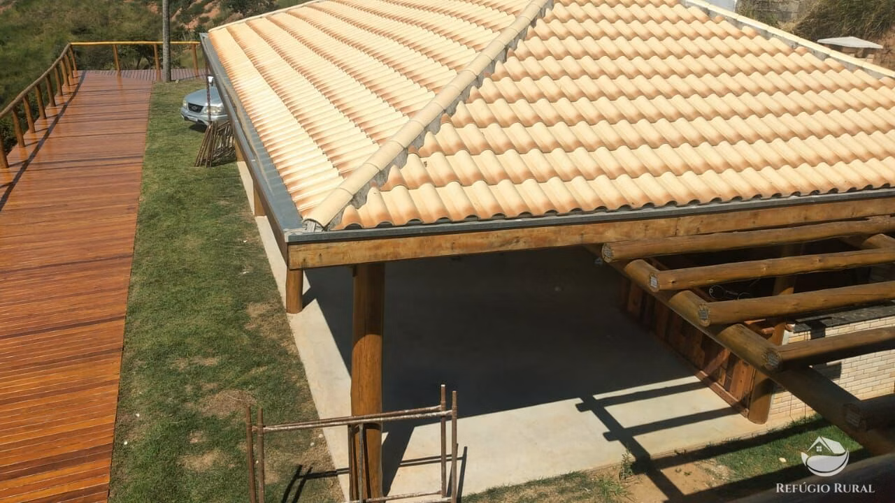 Chácara de 2.000 m² em São José dos Campos, SP