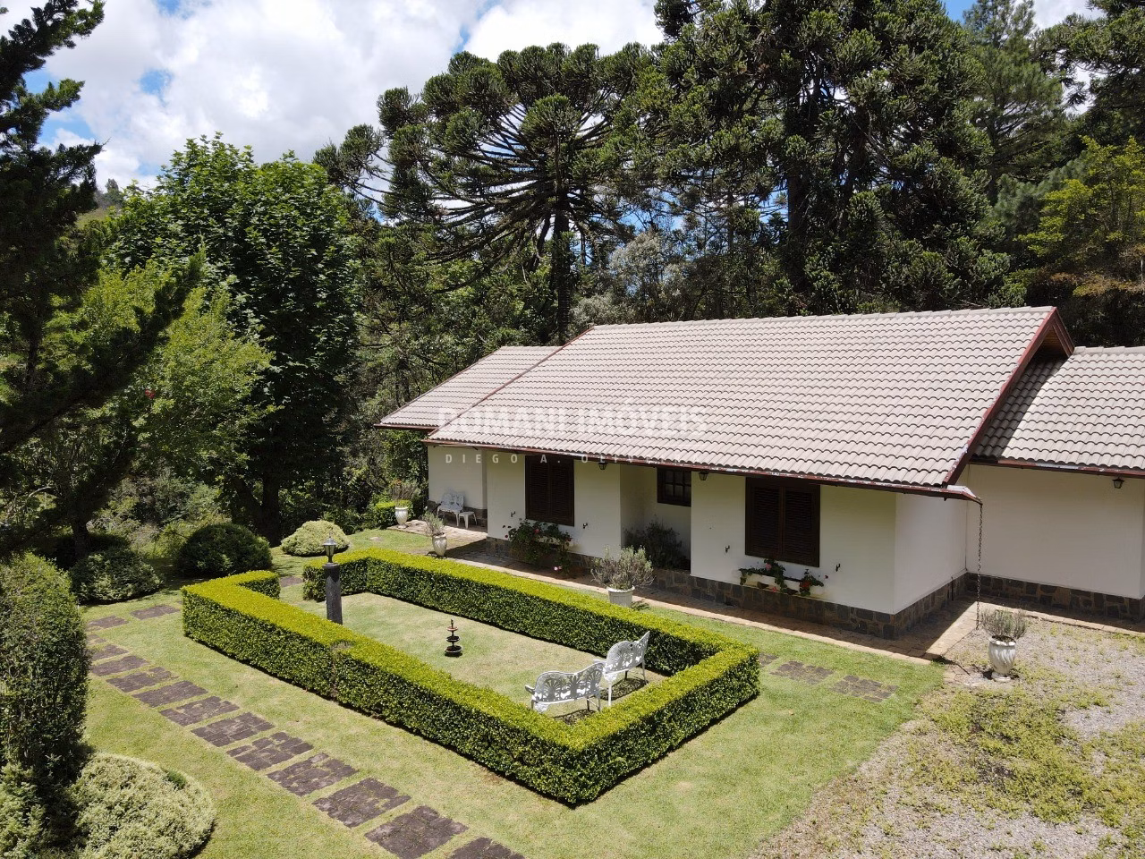 House of 1,600 m² in Campos do Jordão, SP, Brazil