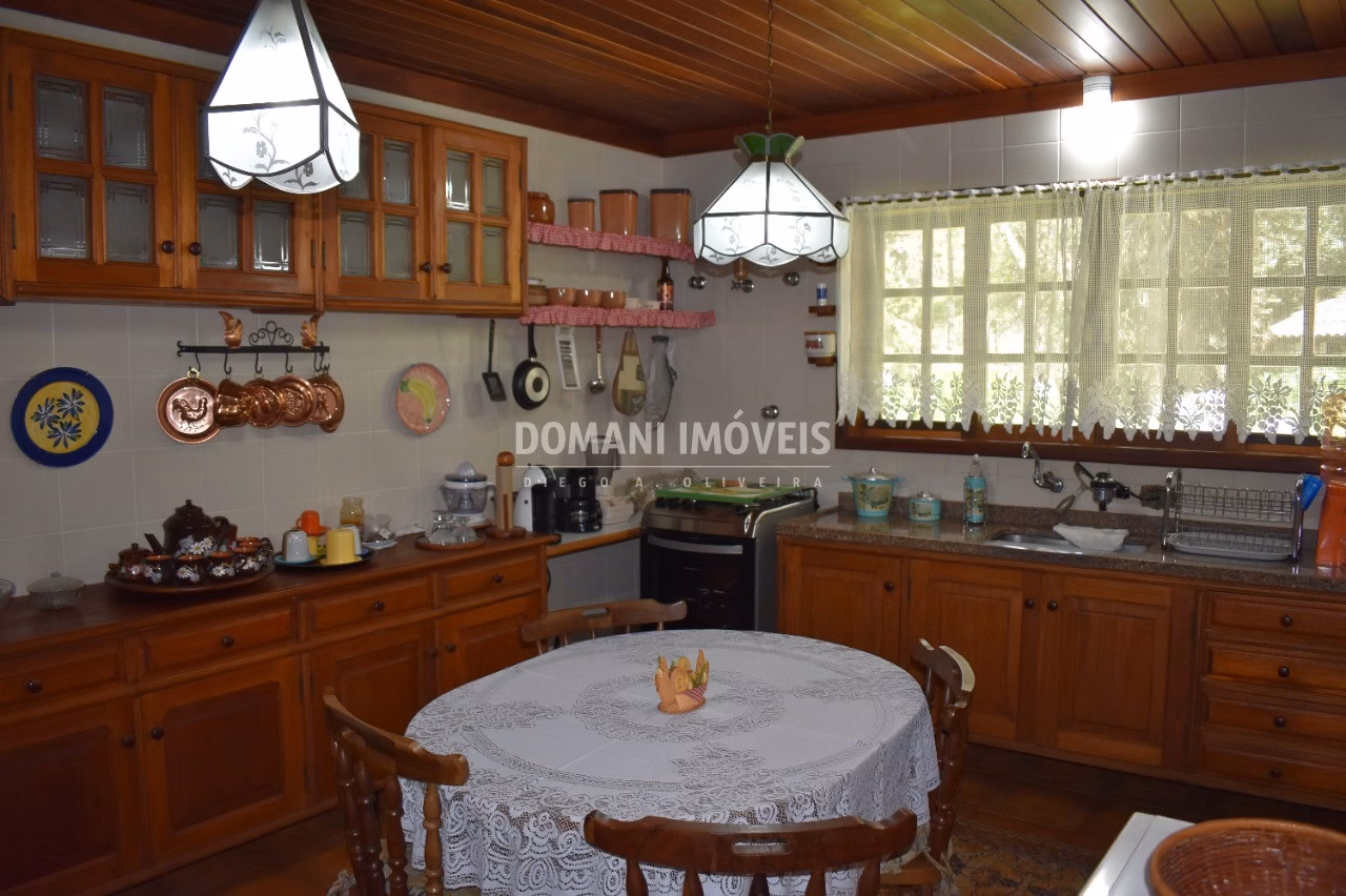 Casa de 1.600 m² em Campos do Jordão, SP
