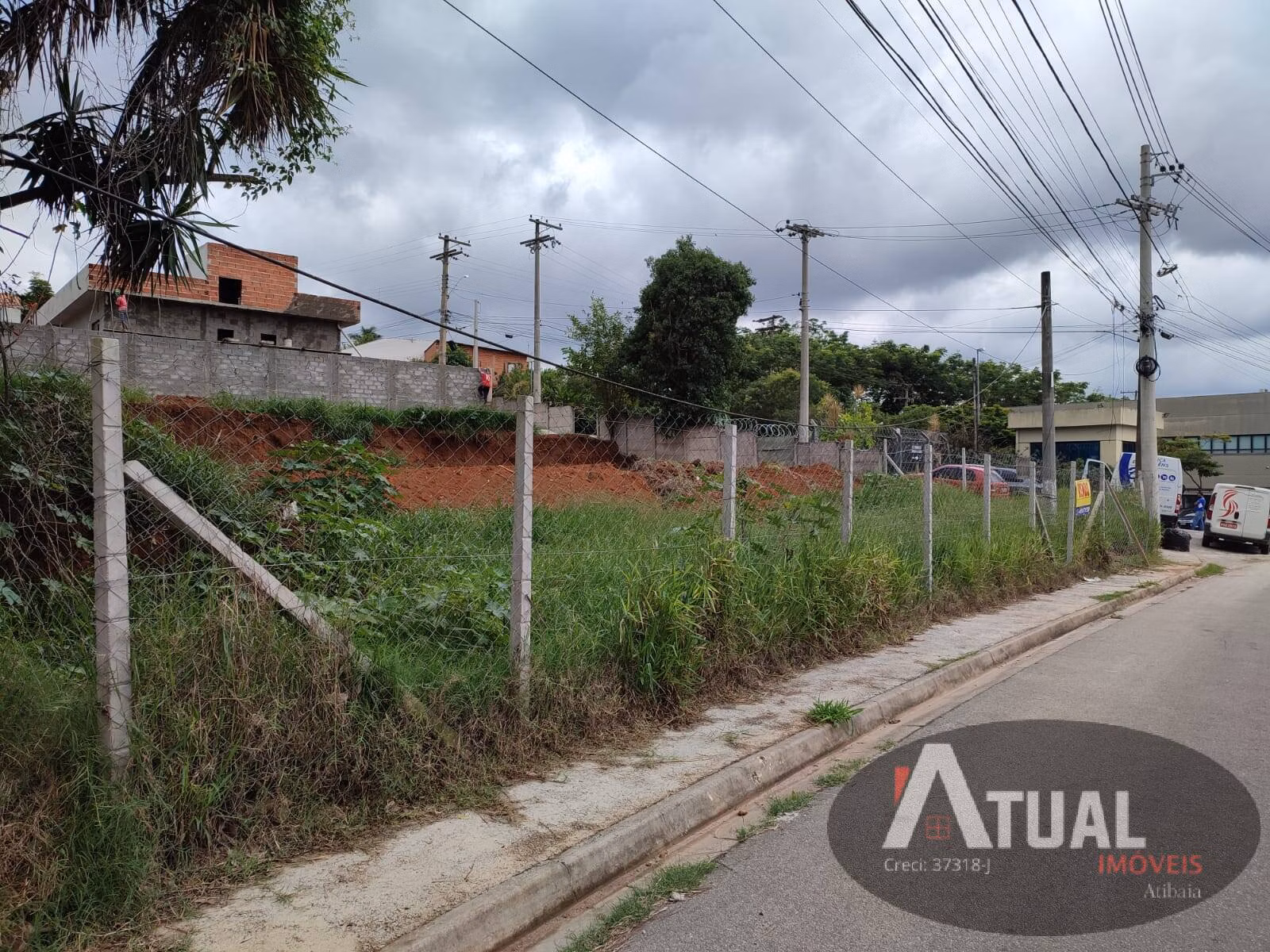 Terreno de 200 m² em Atibaia, SP