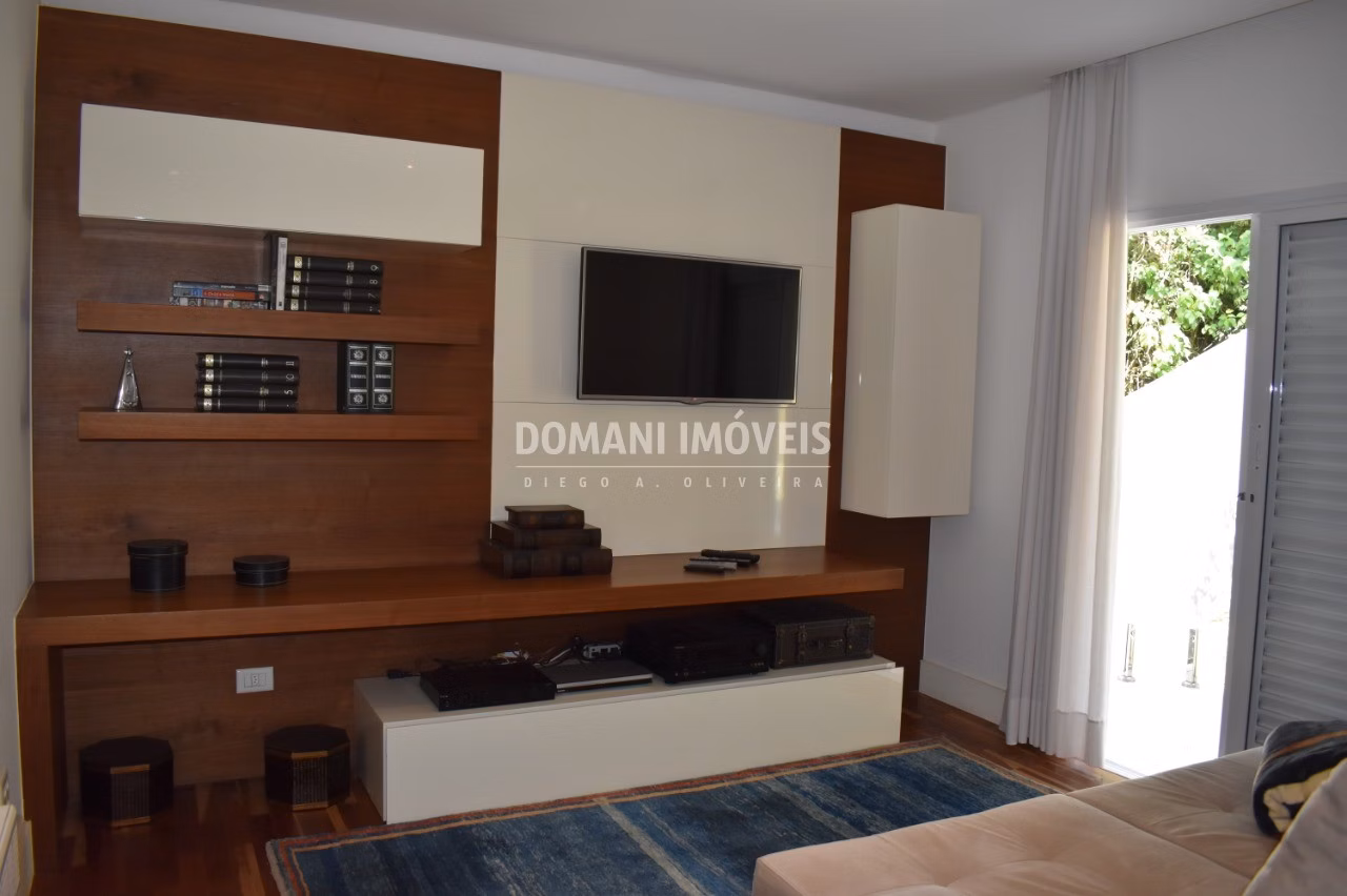 House of 1,050 m² in Campos do Jordão, SP, Brazil